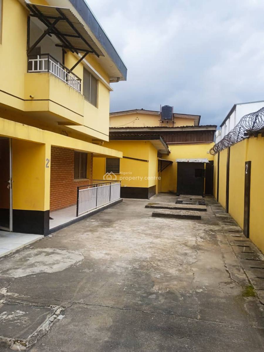 4 Bedroom House with 2 Rooms Bq for Office Use, Off Allen Avenue / Obafemi Awolowo Way, Ikeja, Lagos, House for Rent