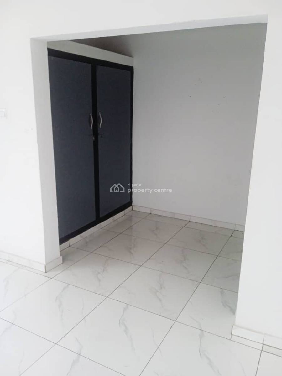 4 Bedroom House with 2 Rooms Bq for Office Use, Off Allen Avenue / Obafemi Awolowo Way, Ikeja, Lagos, House for Rent
