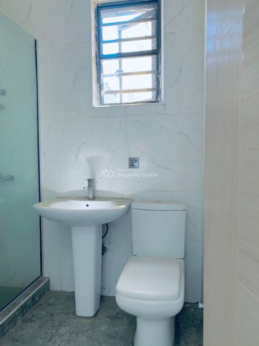 4 Bedrooms  Terrace Duplexs All En-suite, Tasteful Finished, Leon Homes Phase 6, Location Ikota Gra, Ikota, Lekki, Lagos, Terraced Duplex for Sale