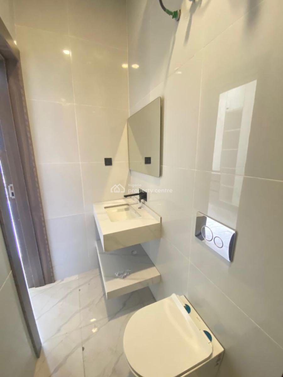 Newly Built 3 Bedroom Apartment, Lekki Phase 1, Lekki, Lagos, Flat / Apartment for Rent