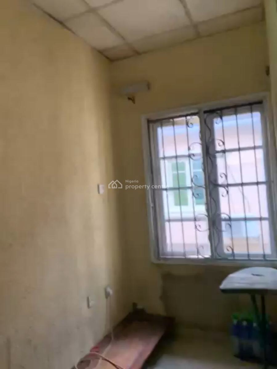 Spacious, 3 Bedroom Terrace, Festac 6th Avenue Lagos, Festac, Amuwo Odofin, Lagos, Flat / Apartment for Rent