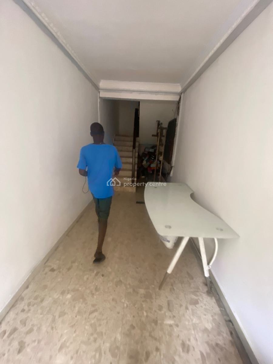 50sqm Shop Facing Main Road in a Strategic Location, Off Admiralty Way, Lekki Phase 1, Lekki, Lagos, Shop for Rent