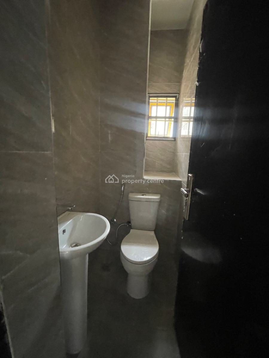 Luxuriously Finished 3 Bedroom Flat with a Bq, Gilmore, Jahi, Abuja, Flat / Apartment for Rent