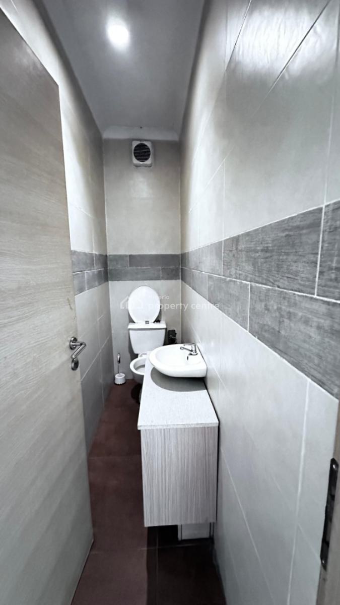 a Remarkable Corner Piece Property with a Structure on a 1600sqm, Adeola Odeku, Victoria Island (vi), Lagos, Restaurant / Bar for Rent