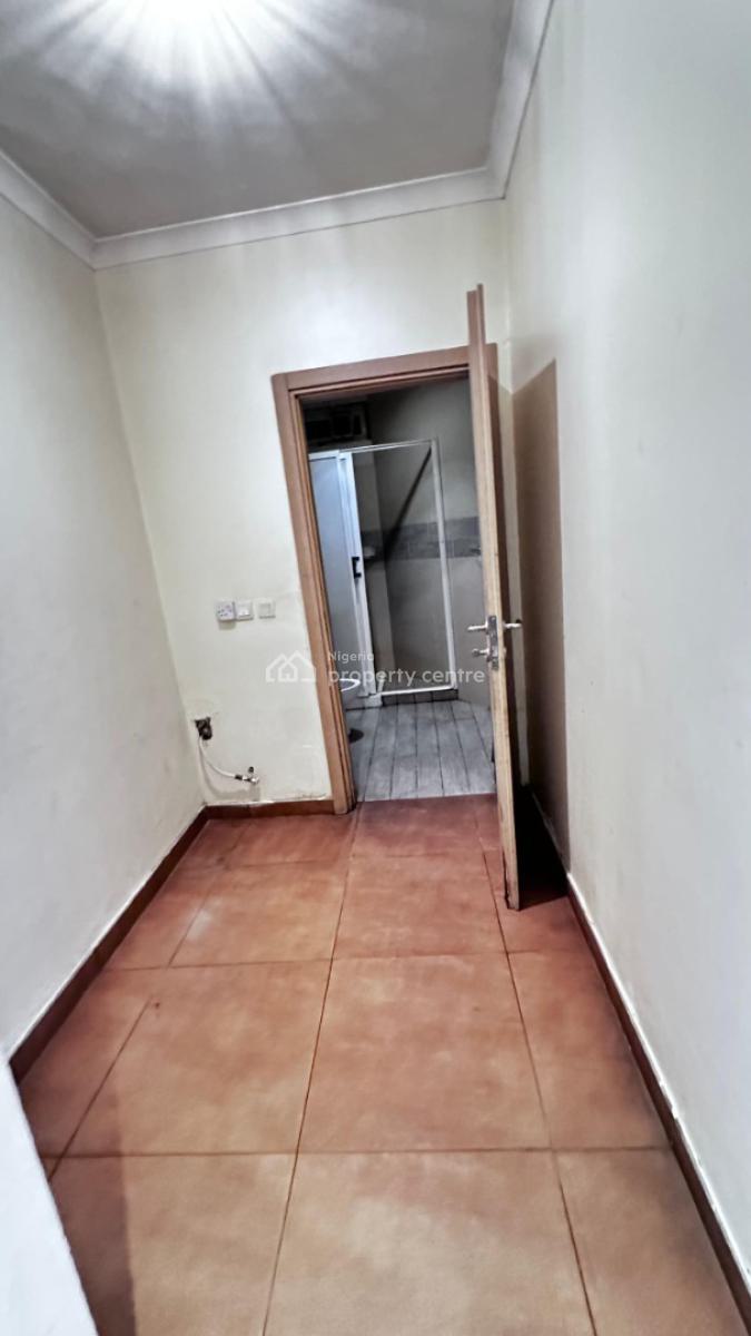 a Remarkable Corner Piece Property with a Structure on a 1600sqm, Adeola Odeku, Victoria Island (vi), Lagos, Restaurant / Bar for Rent