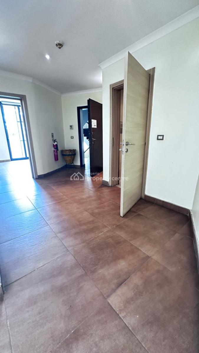 an Executive 3bedroom Flat with a Room Bq in an Exclusive Area, Old Ikoyi, Ikoyi, Lagos, Flat / Apartment for Rent