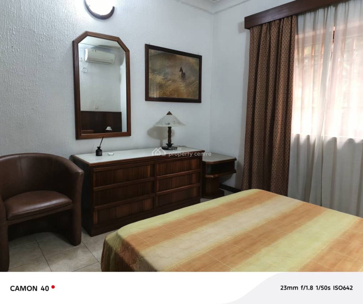 Furnished and Serviced 2bedroom Flat Ground Floor at Ikoyi, Close to Trenchard  Gerrard Road Ikoyi, Ikoyi, Lagos, Flat / Apartment for Rent