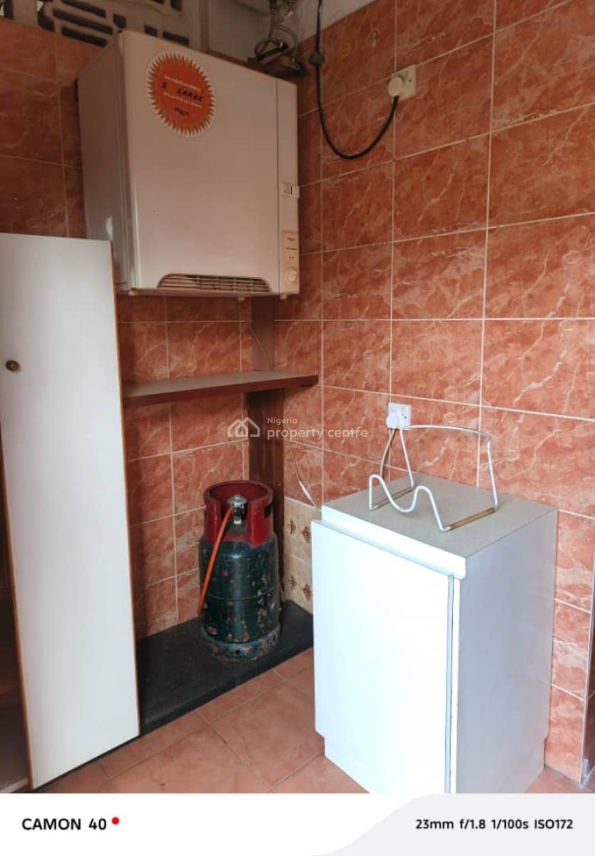 Furnished and Serviced 2bedroom Flat Ground Floor at Ikoyi, Close to Trenchard  Gerrard Road Ikoyi, Ikoyi, Lagos, Flat / Apartment for Rent