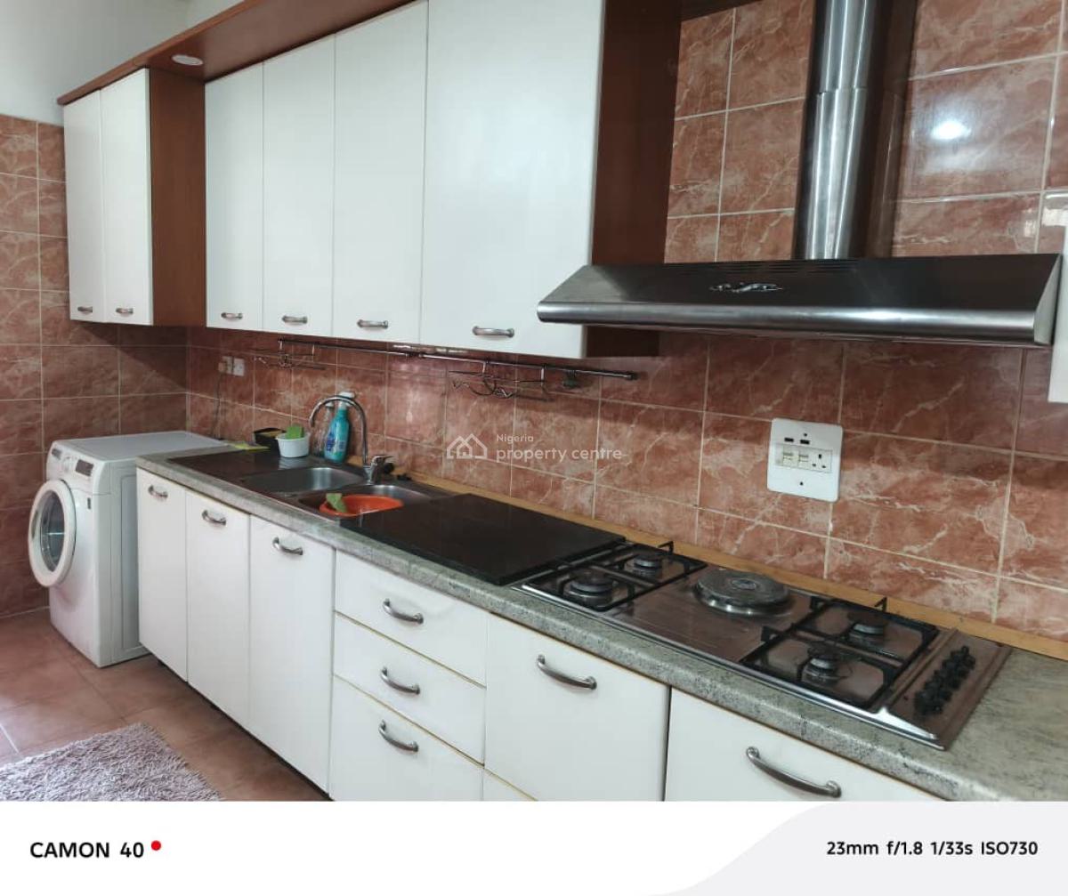 Furnished and Serviced 2bedroom Flat Ground Floor at Ikoyi, Close to Trenchard  Gerrard Road Ikoyi, Ikoyi, Lagos, Flat / Apartment for Rent