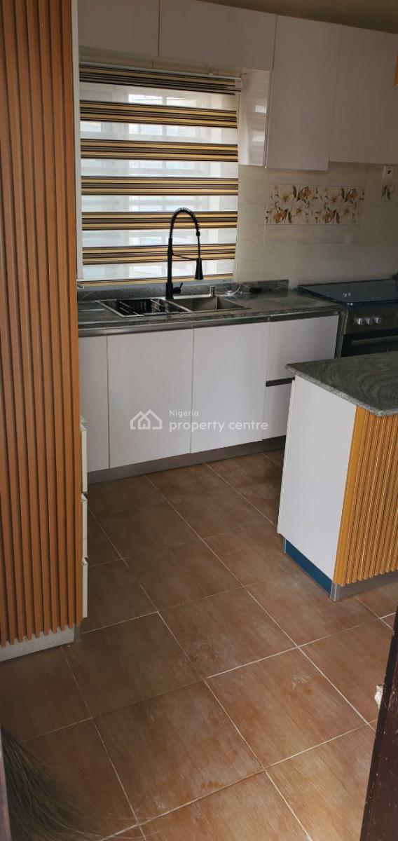 4 Bedroom Duplex with Self Con Bq, Elebu, Ibadan, Oyo, House for Sale