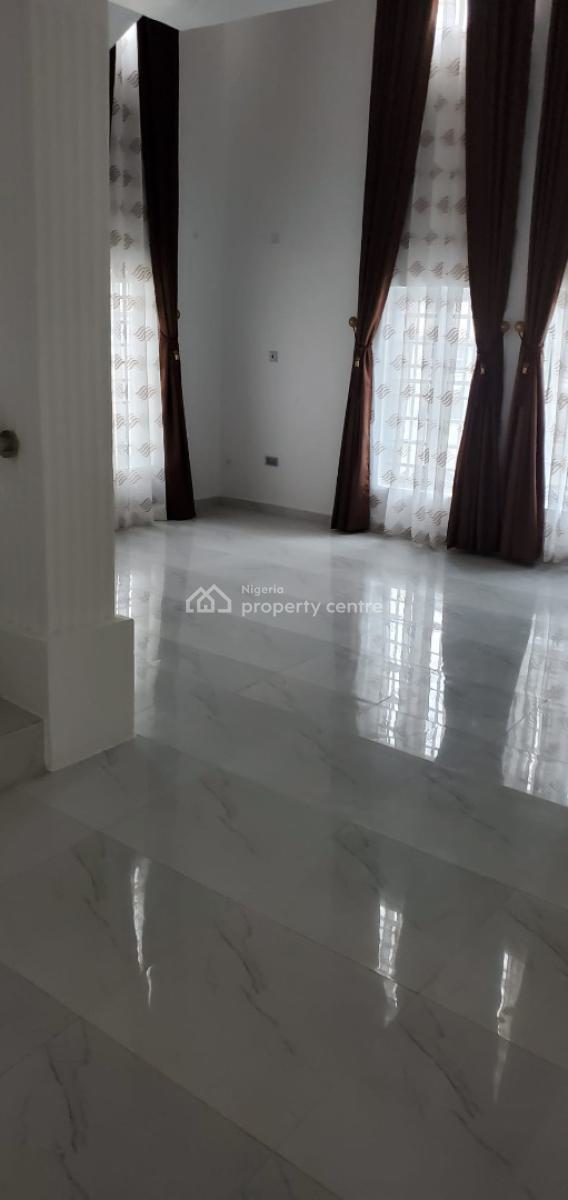 4 Bedroom Duplex with Self Con Bq, Elebu, Ibadan, Oyo, House for Sale