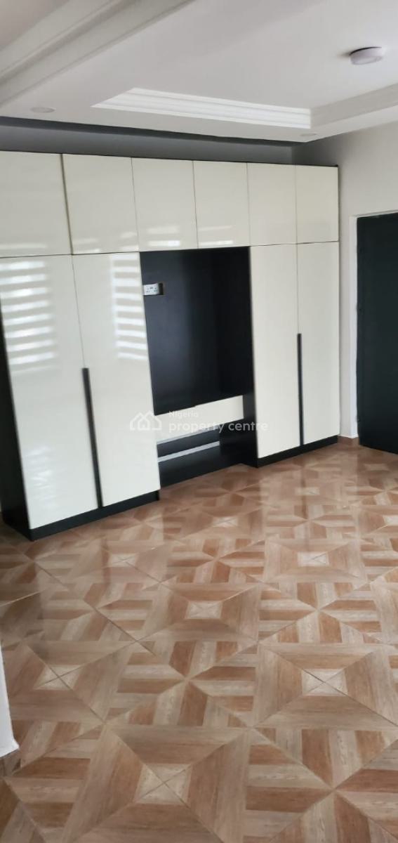 4 Bedroom Duplex with Self Con Bq, Elebu, Ibadan, Oyo, House for Sale