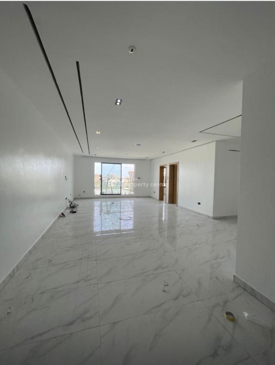 Beautifully Built 2 Bedrooms Apartment, Lekki Phase 1, Lekki, Lagos, Flat / Apartment for Sale