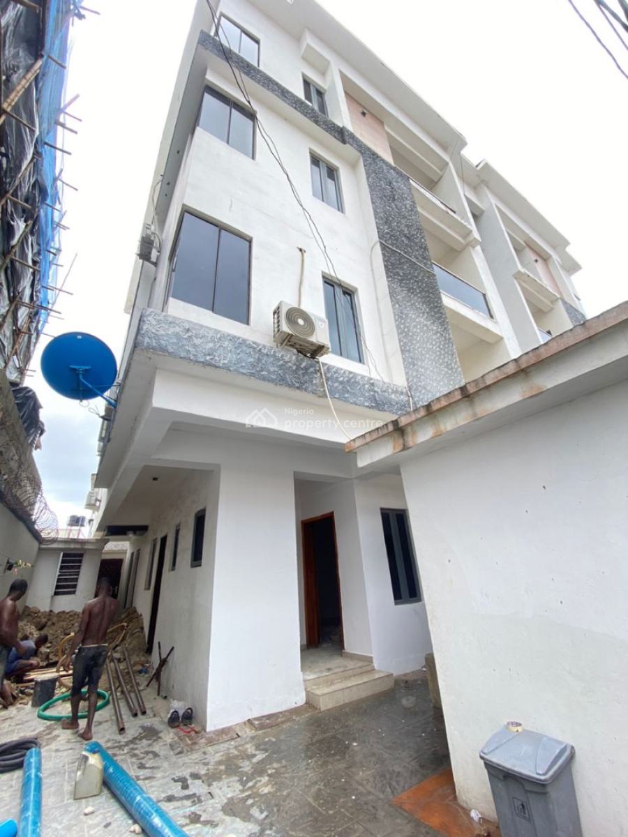 Neat 2 Bedroom Apartment, Ilasan, Lekki, Lagos, Flat / Apartment for Rent