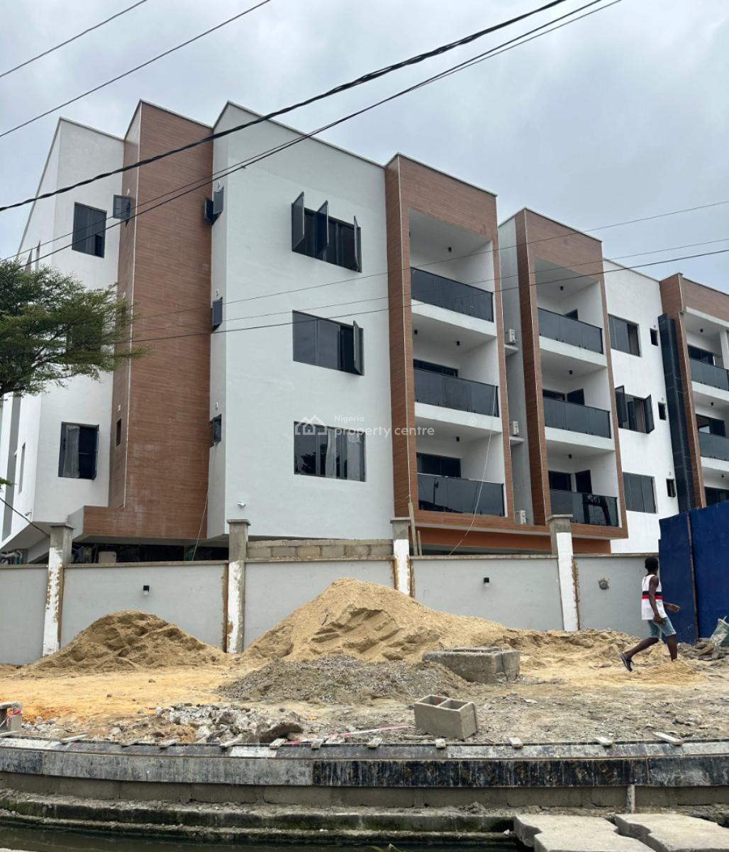 Exquisite Luxurious Serviced 3 Bedroom Flat with a Room Bq, Lekki Phase 1, Lekki, Lagos, Flat / Apartment for Sale