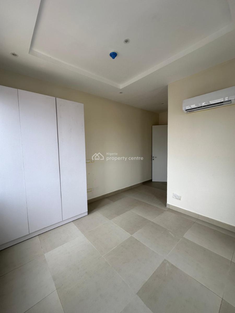 Exquisite Luxurious Serviced 3 Bedroom Flat with a Room Bq, Lekki Phase 1, Lekki, Lagos, Flat / Apartment for Sale