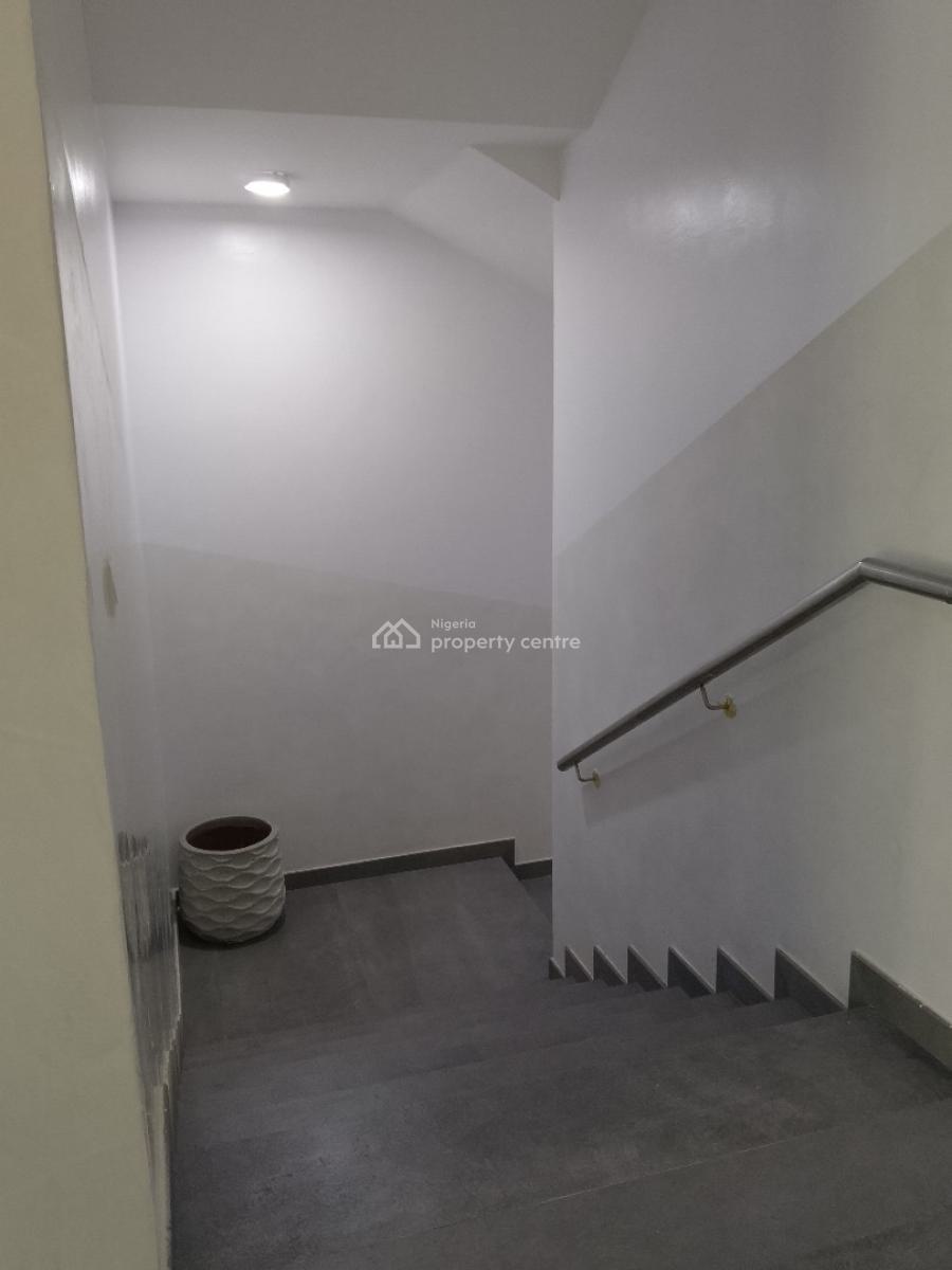 210 Sqm 3 Vacant Office Spaces 1,2 & 3rd at Ikoyi Lagos, Marcgregor Road Ikoyi Lagos, Ikoyi, Lagos, Office Space for Rent