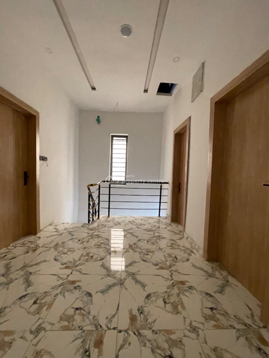 4 Bedroom Semi Detached, Ologolo, Lekki, Lagos, Semi-detached Duplex for Sale