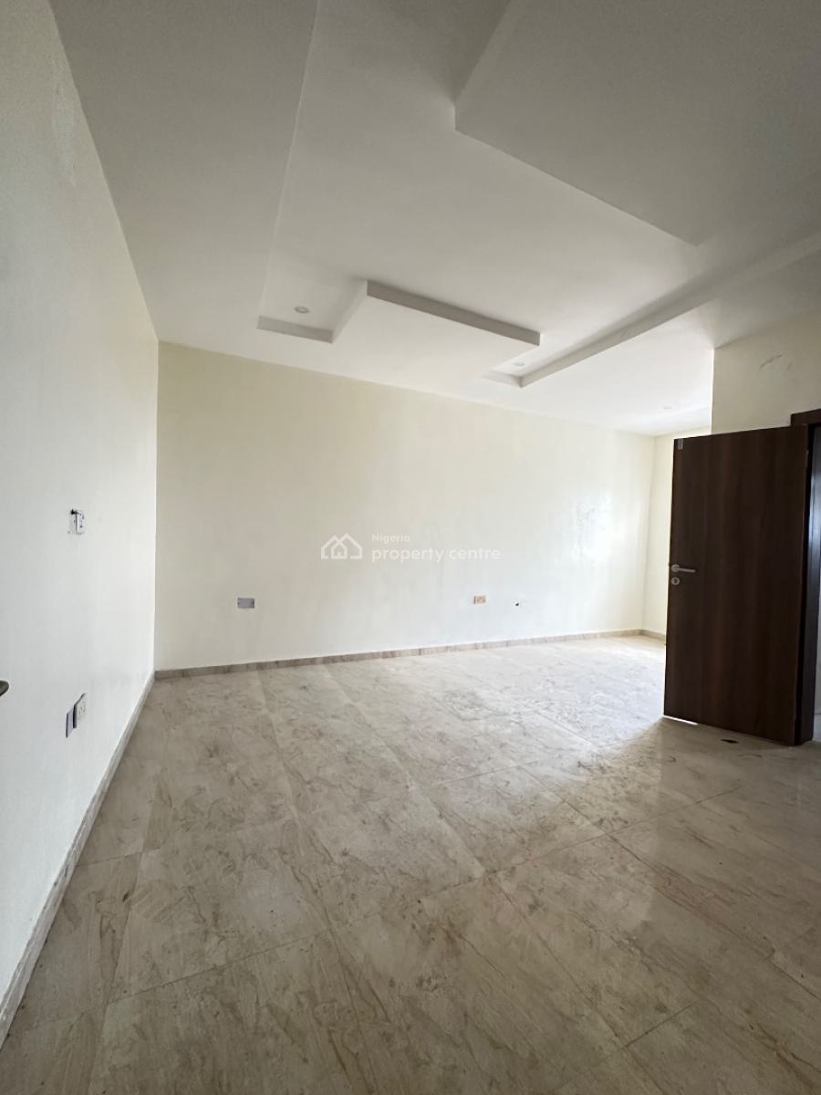Lush 2 Bedroom Flat + Gym & Pool, Lagos, Ologolo, Lekki, Lagos, Flat / Apartment for Sale