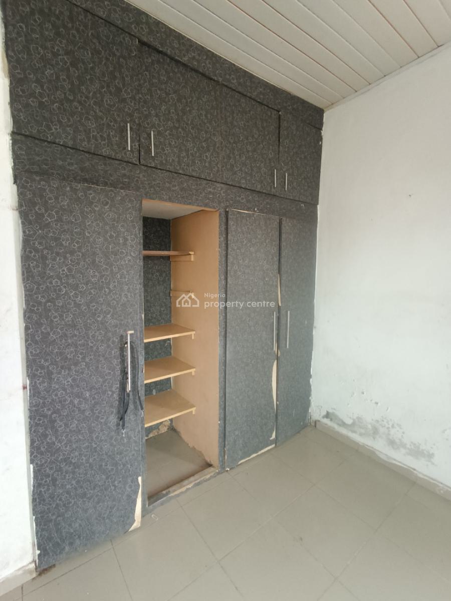 3 Bedroom Flat (upstairs), Blenco, Sangotedo, Ajah, Lagos, Flat / Apartment for Rent