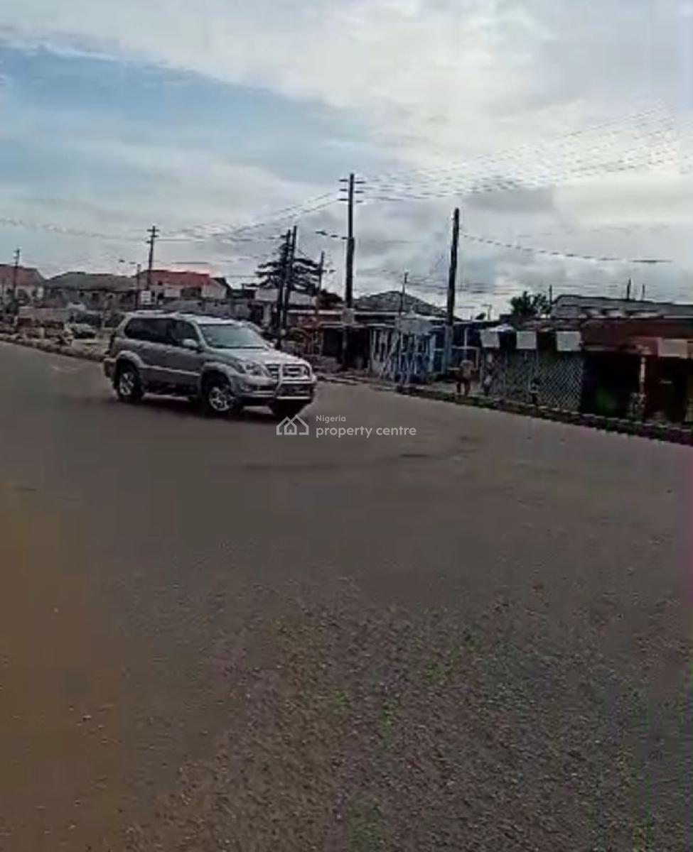 Commercial Cornerpiece Land Measuring 2.5 Plots, Bucknor Express Road, Isolo, Lagos, Land for Sale