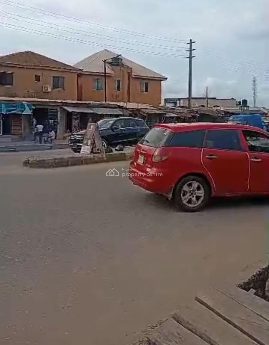 Commercial Cornerpiece Land Measuring 2.5 Plots, Bucknor Express Road, Isolo, Lagos, Land for Sale