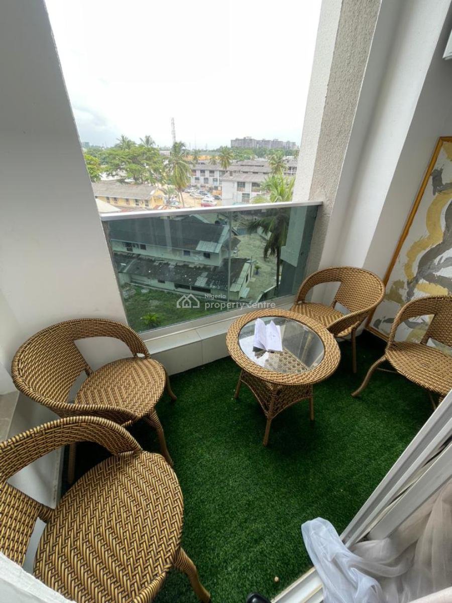 2 Bedroom Apartment, Off Awolowo Way, Ikoyi, Lagos, Flat / Apartment Short Let