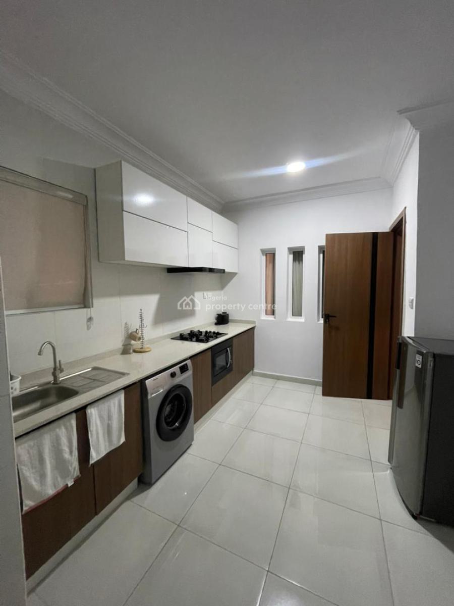 2 Bedroom  Apartment, Off Awolowo Way, Ikoyi, Lagos, Flat / Apartment Short Let
