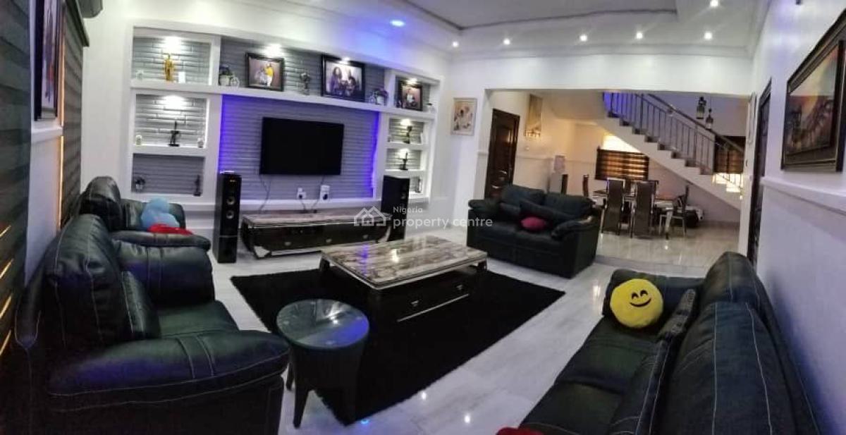 Fairly Used 5bedroom Duplex Sitting on 426sqm of Land, Ocean Palm Estate, Sangotedo, Ajah, Lagos, Detached Duplex for Sale