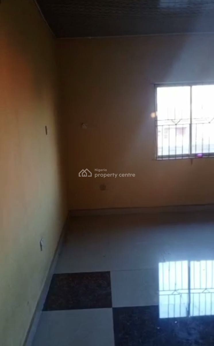 Decent Spacious 3 Bedroom Up Flat., Medina Estate, Gbagada, Lagos, Flat / Apartment for Rent