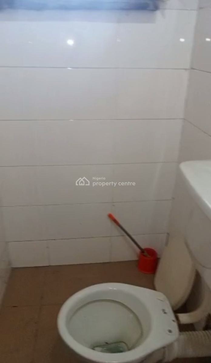 Decent Spacious 3 Bedroom Up Flat., Medina Estate, Gbagada, Lagos, Flat / Apartment for Rent