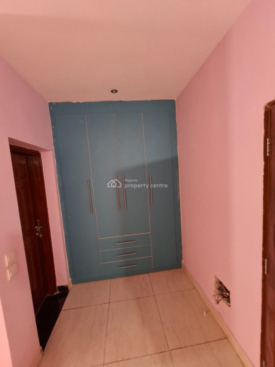 6 Units of Spacious 3 Bedroom Flat + Bq. Service, Guzape, Guzape District, Abuja, Flat / Apartment for Rent