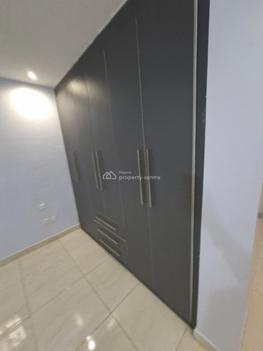 6 Units of Spacious 3 Bedroom Flat + Bq. Service, Guzape, Guzape District, Abuja, Flat / Apartment for Rent