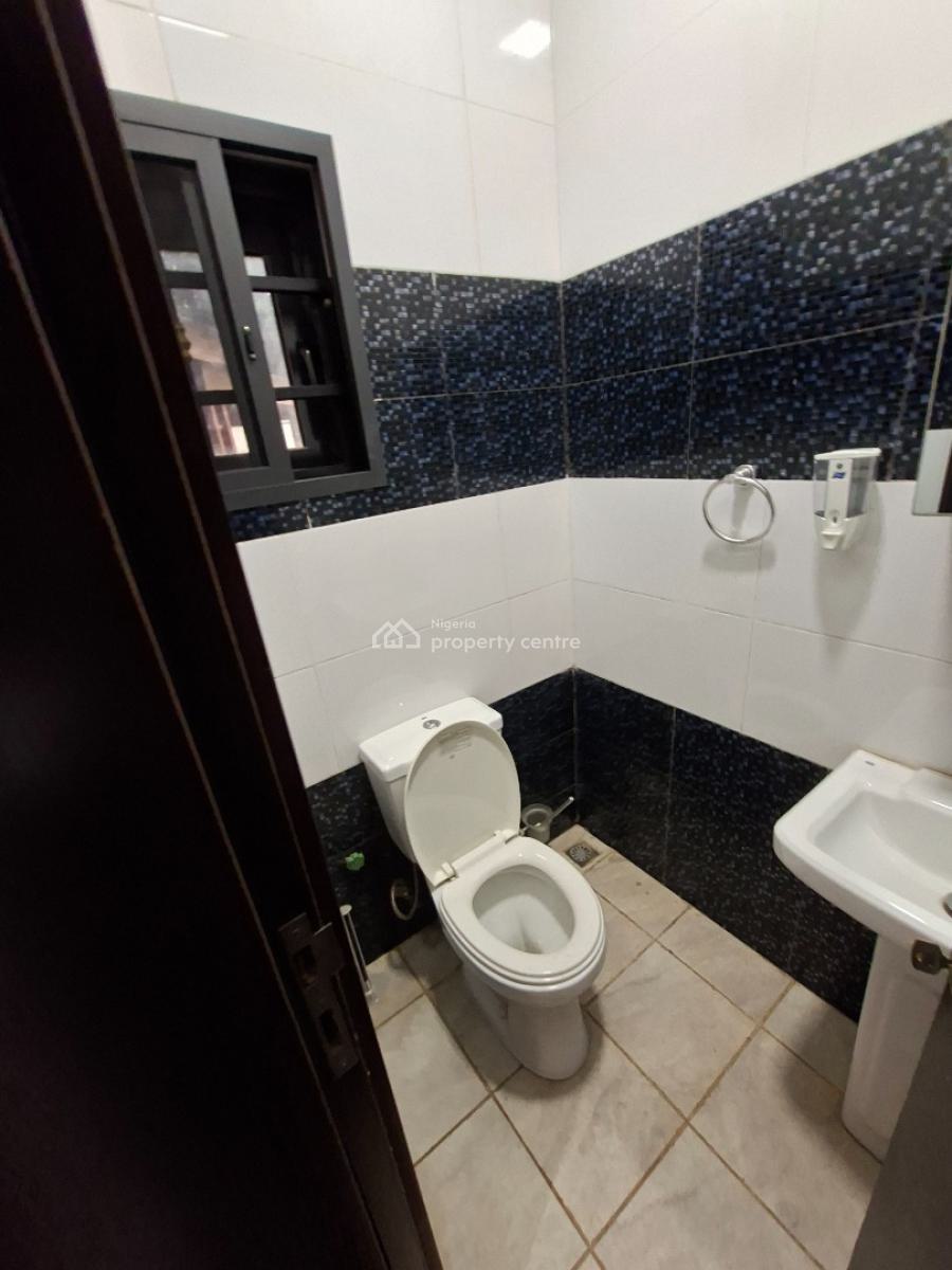 6 Units of Spacious 3 Bedroom Flat + Bq. Service, Guzape, Guzape District, Abuja, Flat / Apartment for Rent