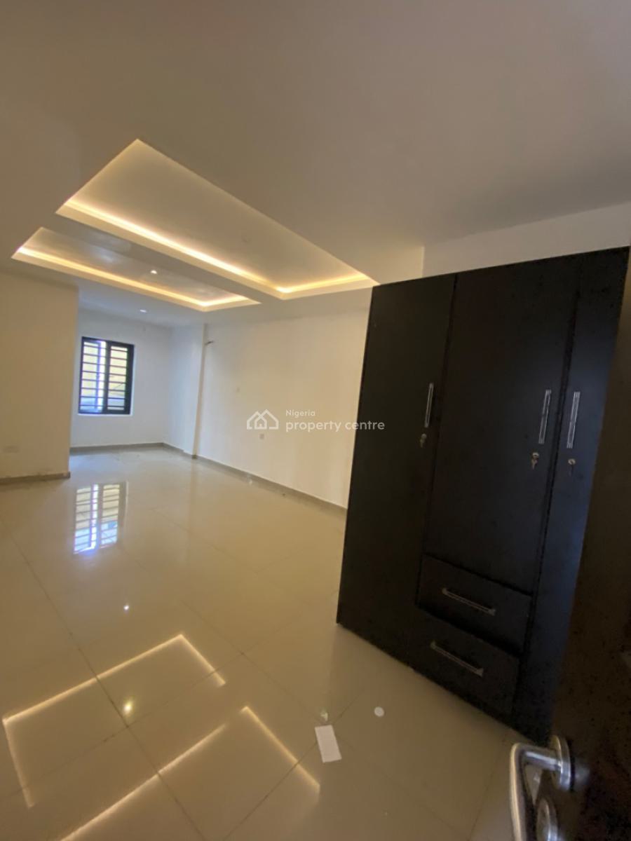 Luxury 2bedroom Flat, Peninsula Garden, Behind Blenco, Ajah, Lagos, Flat / Apartment for Rent