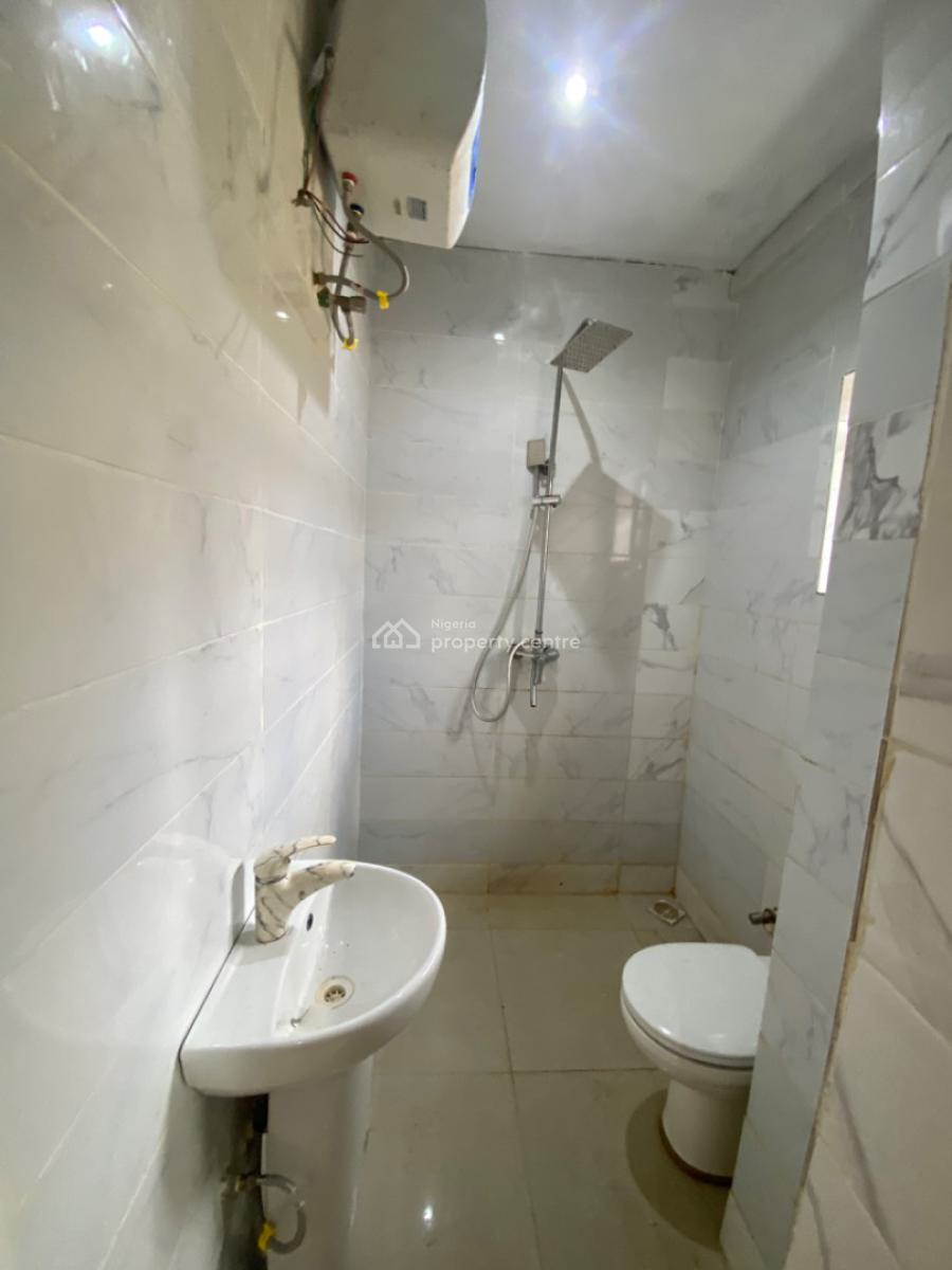 Luxury 2bedroom Flat, Peninsula Garden, Behind Blenco, Ajah, Lagos, Flat / Apartment for Rent