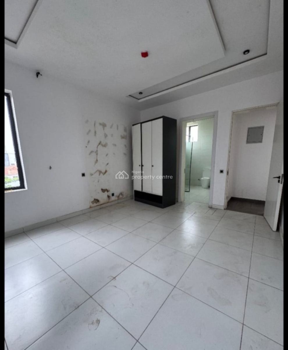 Structured & Serviced Mini-flat, Lekki Phase 1, Lekki, Lagos, Mini Flat (room and Parlour) for Rent
