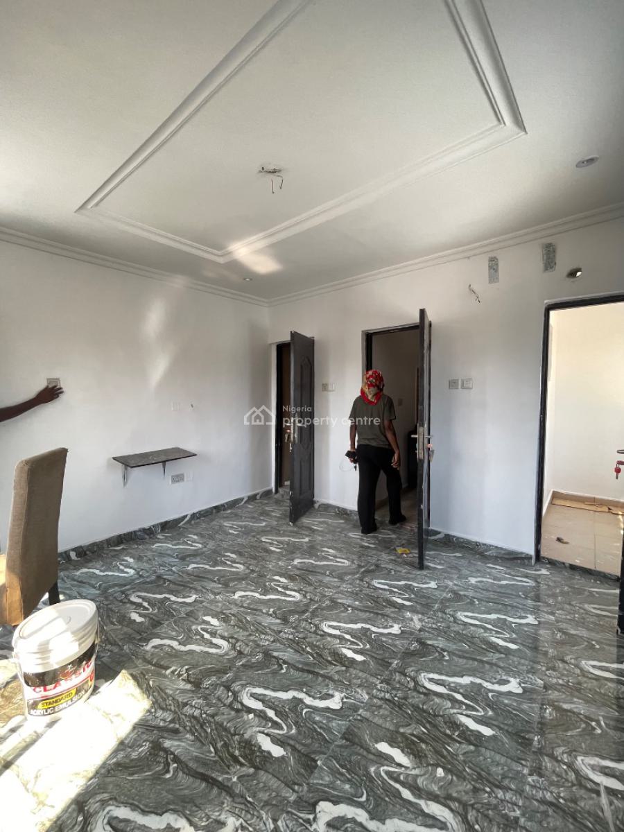 Self Con Apartment with Kitchen in Igbo Efon, Igbo Efon, Lekki, Lagos, Mini Flat (room and Parlour) for Rent