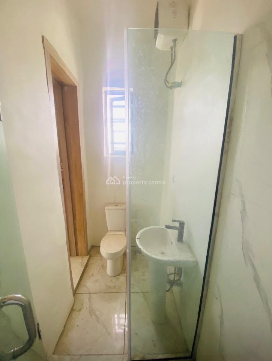 Luxury 1-bedroom Flat, Vgc, Lekki Phase 2, Lekki, Lagos, Mini Flat (room and Parlour) for Sale