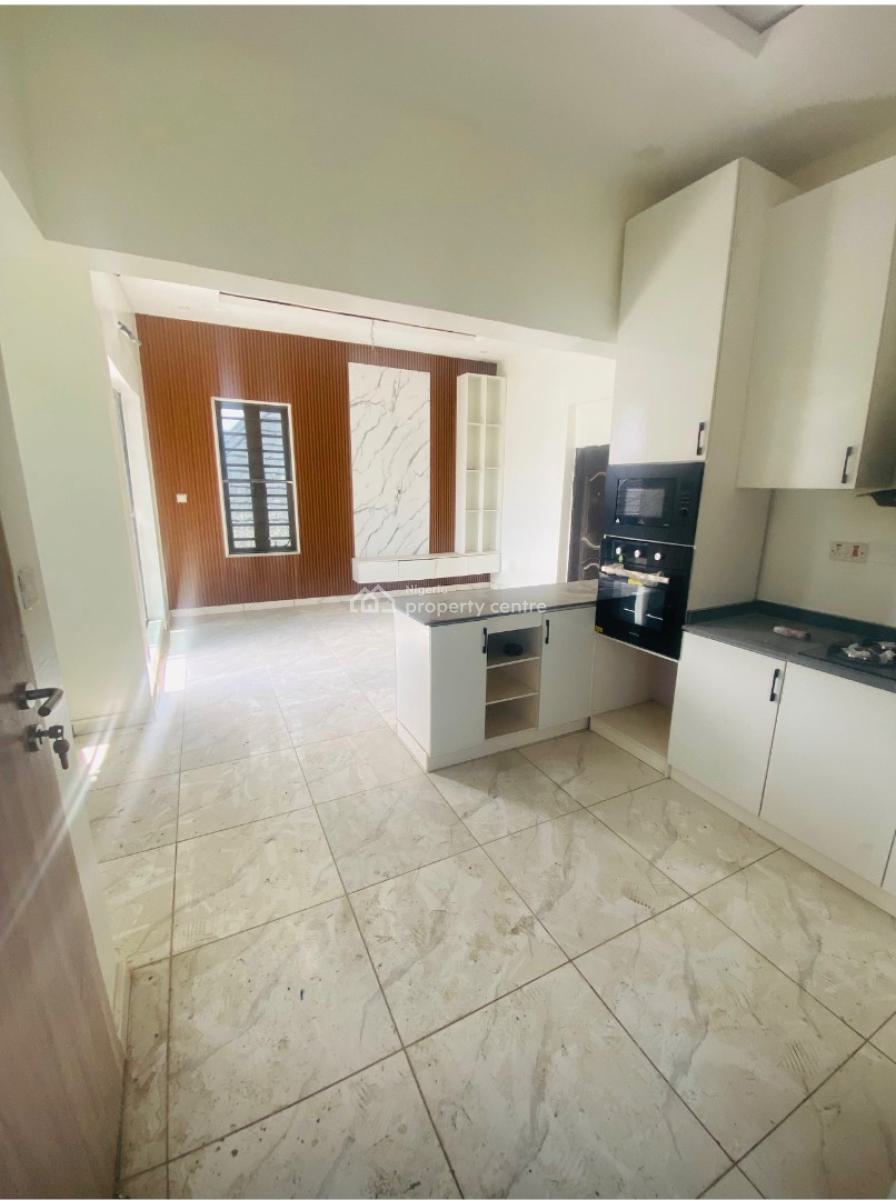Luxury 1-bedroom Flat, Vgc, Lekki Phase 2, Lekki, Lagos, Mini Flat (room and Parlour) for Sale