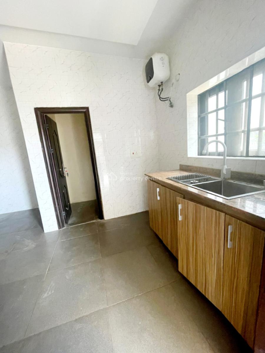 Lovely 3bedroom Flat in a Secure Environment, Lifecamp By Berger Clinic, Life Camp, Abuja, Flat / Apartment for Rent