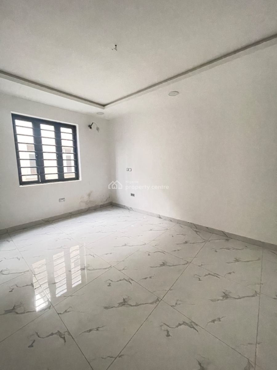 These Beautifully Built Luxury 3bedroom Penthouse and 2bedroom Apartme, Lekki Phase 1, Lekki Phase 1, Lekki, Lagos, Block of Flats for Sale