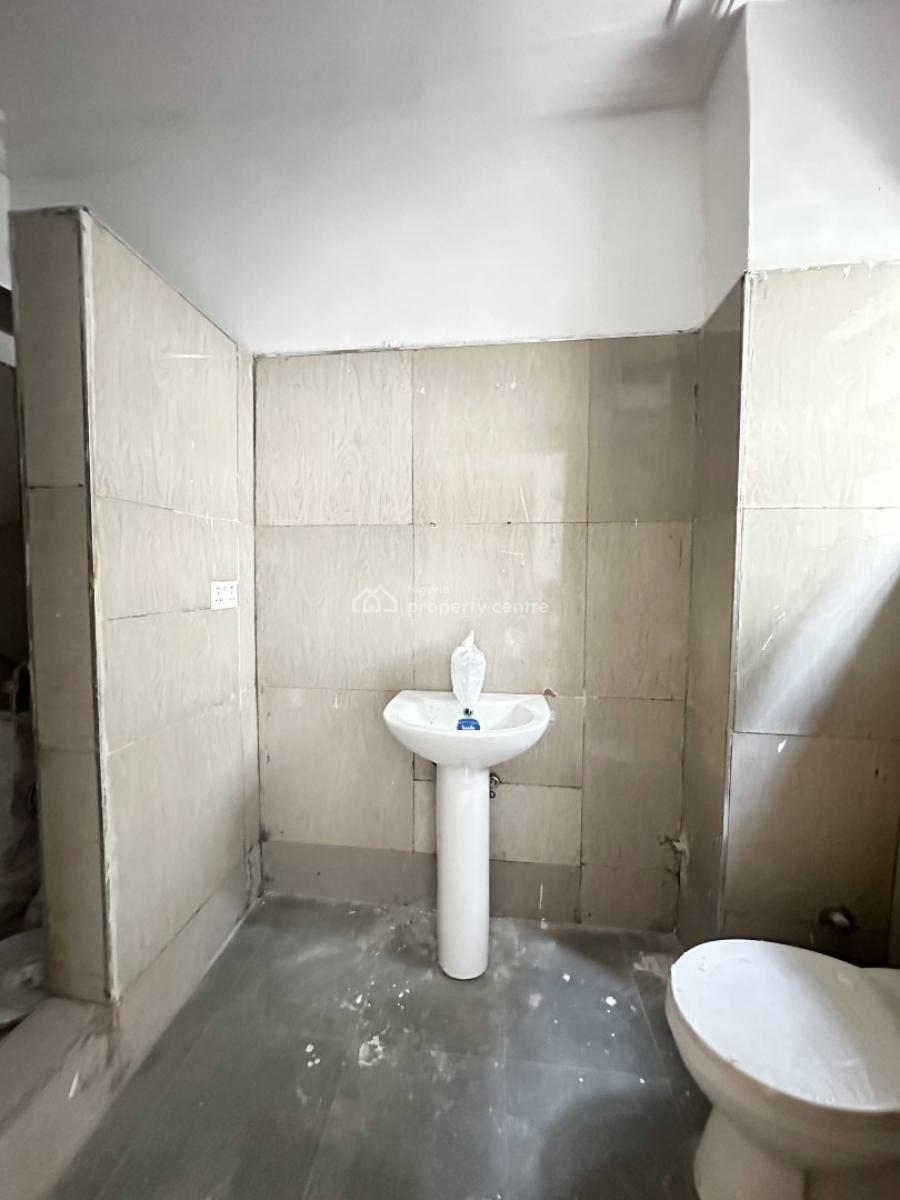 Massive 3 Bedroom Flat, Ikota, Ikota, Lekki, Lagos, Flat / Apartment for Rent