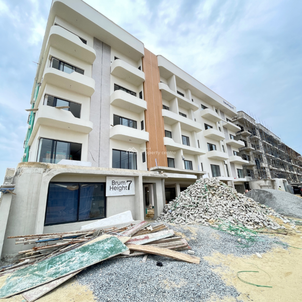 Beautifully Built 2bedroom Luxury Apartment, Lekki Phase 1, Lekki Phase 1, Lekki, Lagos, Block of Flats for Sale
