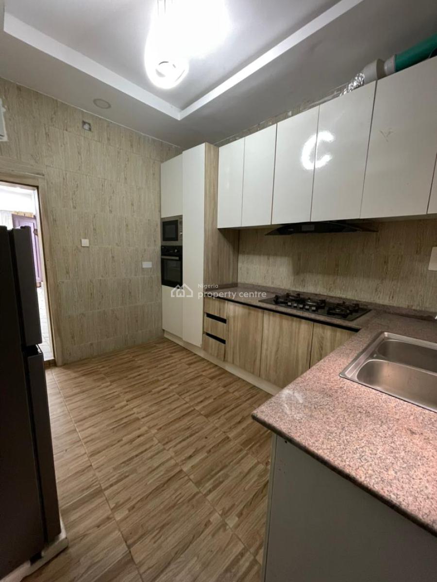 Contemporary 4 Bedroom Terrace, Chevron Axis, Lekki, Lagos, Semi-detached Duplex for Sale