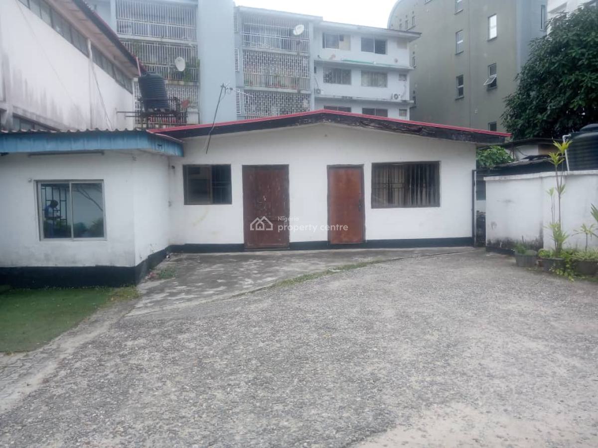 Spacious Building Sitting on 1,006 Sqm of Land, Off Awolowo Road, Ikoyi, Lagos, House for Sale