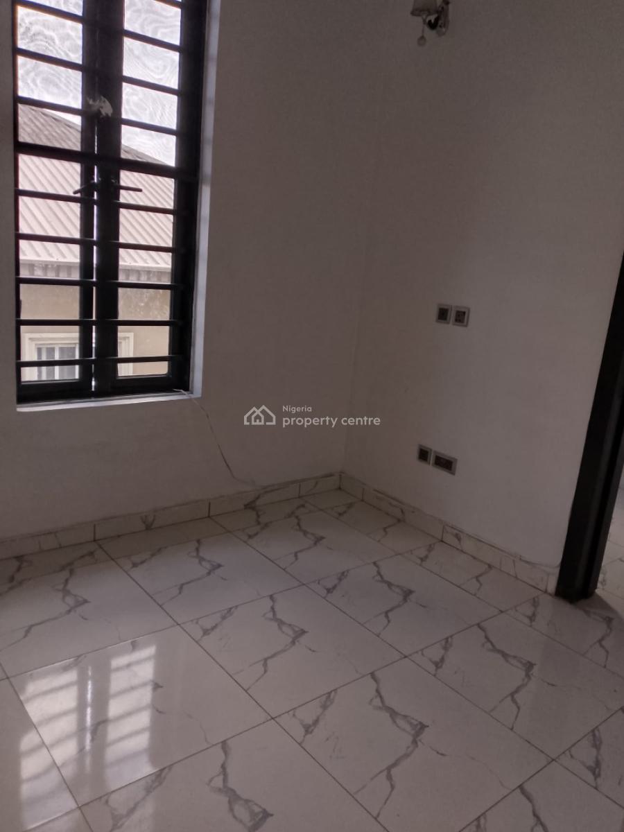Beautiful Room and Parlour Shared Apartment, Ikota Villa, Lekki, Lagos, Self Contain (single Rooms) for Rent