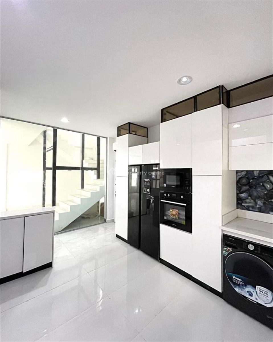 4 Bedroom Detached Home with Swimming Pool, Banana Island, Banana Island, Ikoyi, Lagos, Detached Duplex for Sale