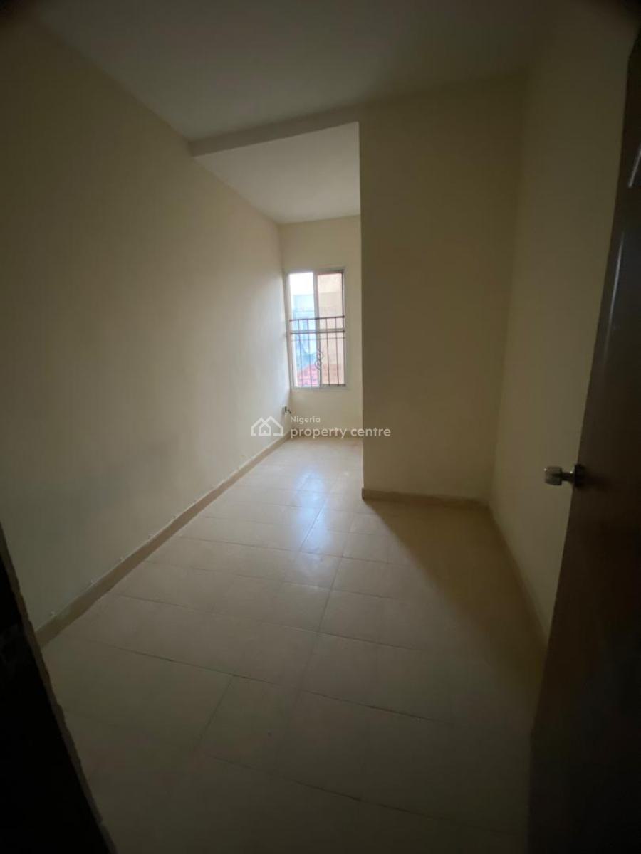 Luxury 3bedroom Penthouse + Bq, Lekki, Lekki Phase 1, Lekki, Lagos, Terraced Duplex for Rent