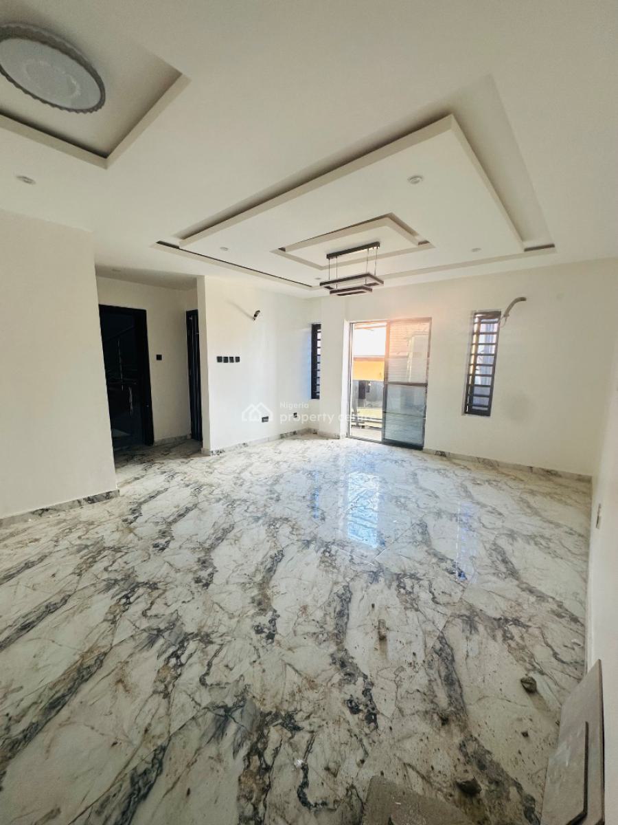Exquisitely Built 3 Bedroom Apartments in a Secured Location, Maryland, Lagos, Block of Flats for Sale